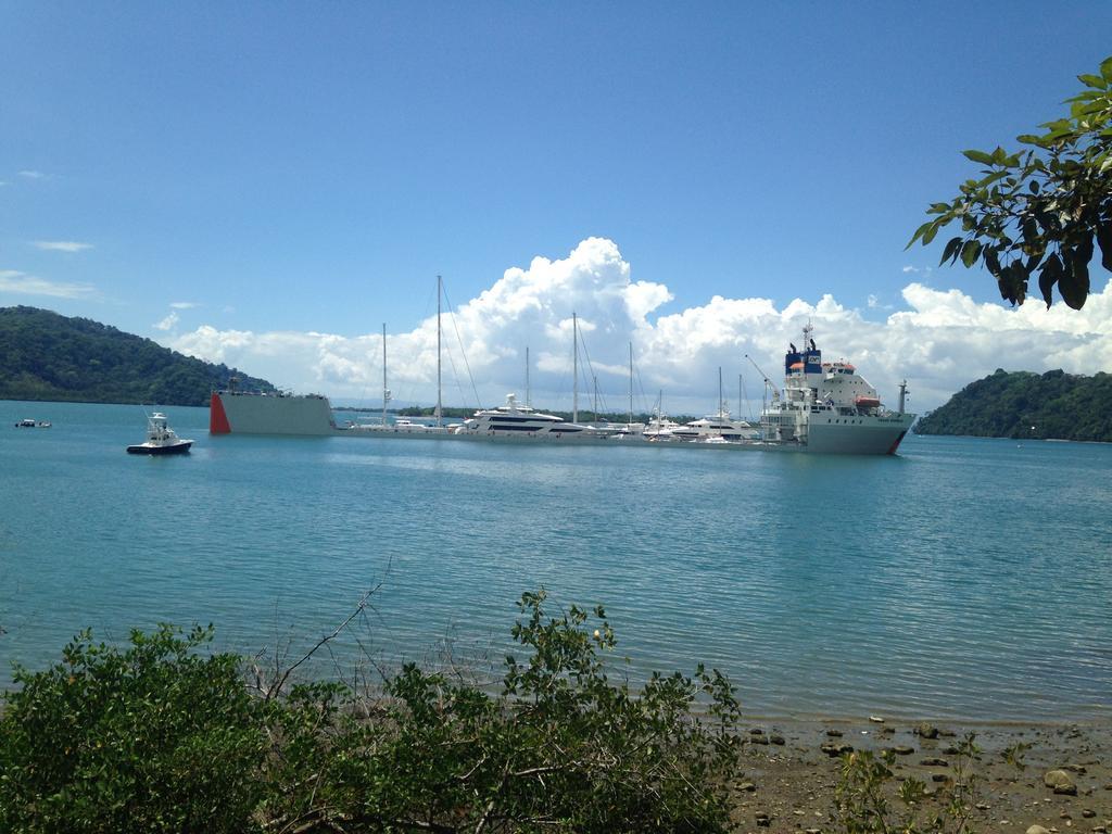 Fish Hook Marina Hotel Golfito Exterior foto